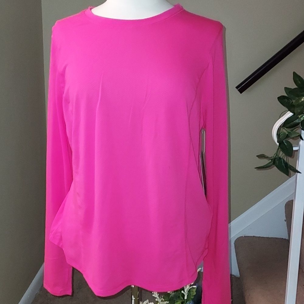 AVIA performance tee size L (12-14) new with tag - Picture 4 of 12